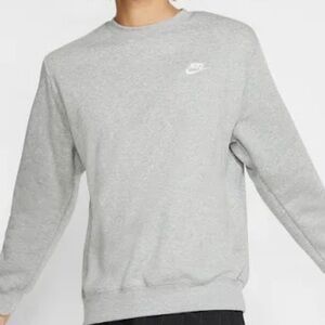 Nike Men's Light Gray Crewneck Sweater